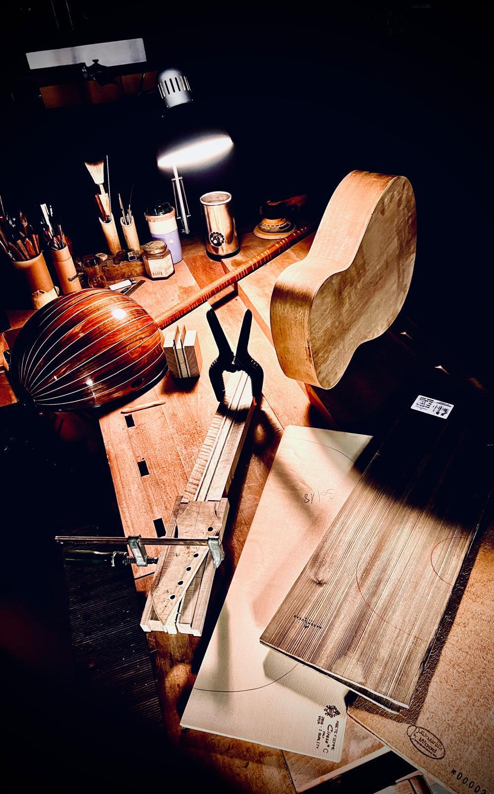 El Yapımı Gitarlar