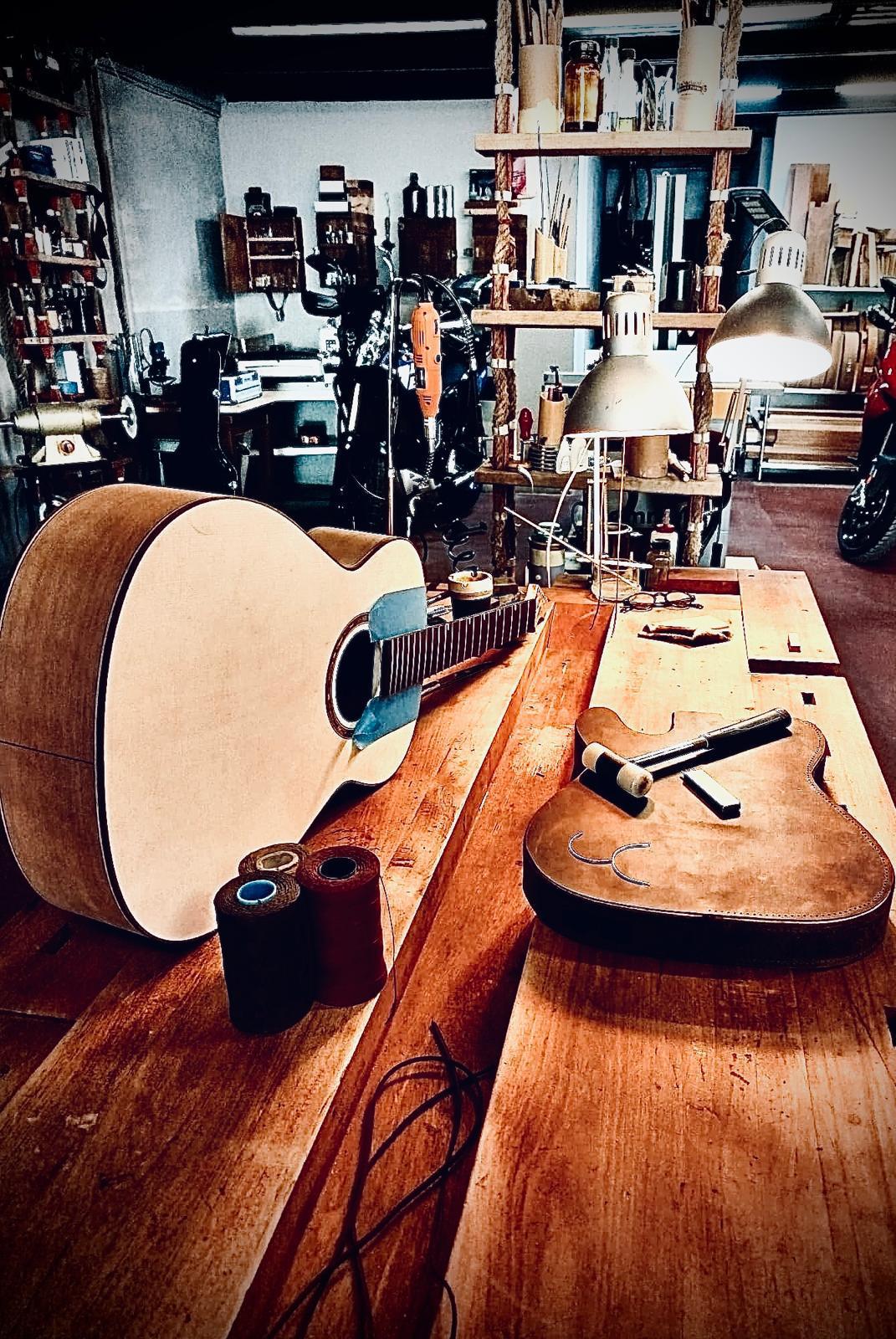 El Yapımı Gitarlar