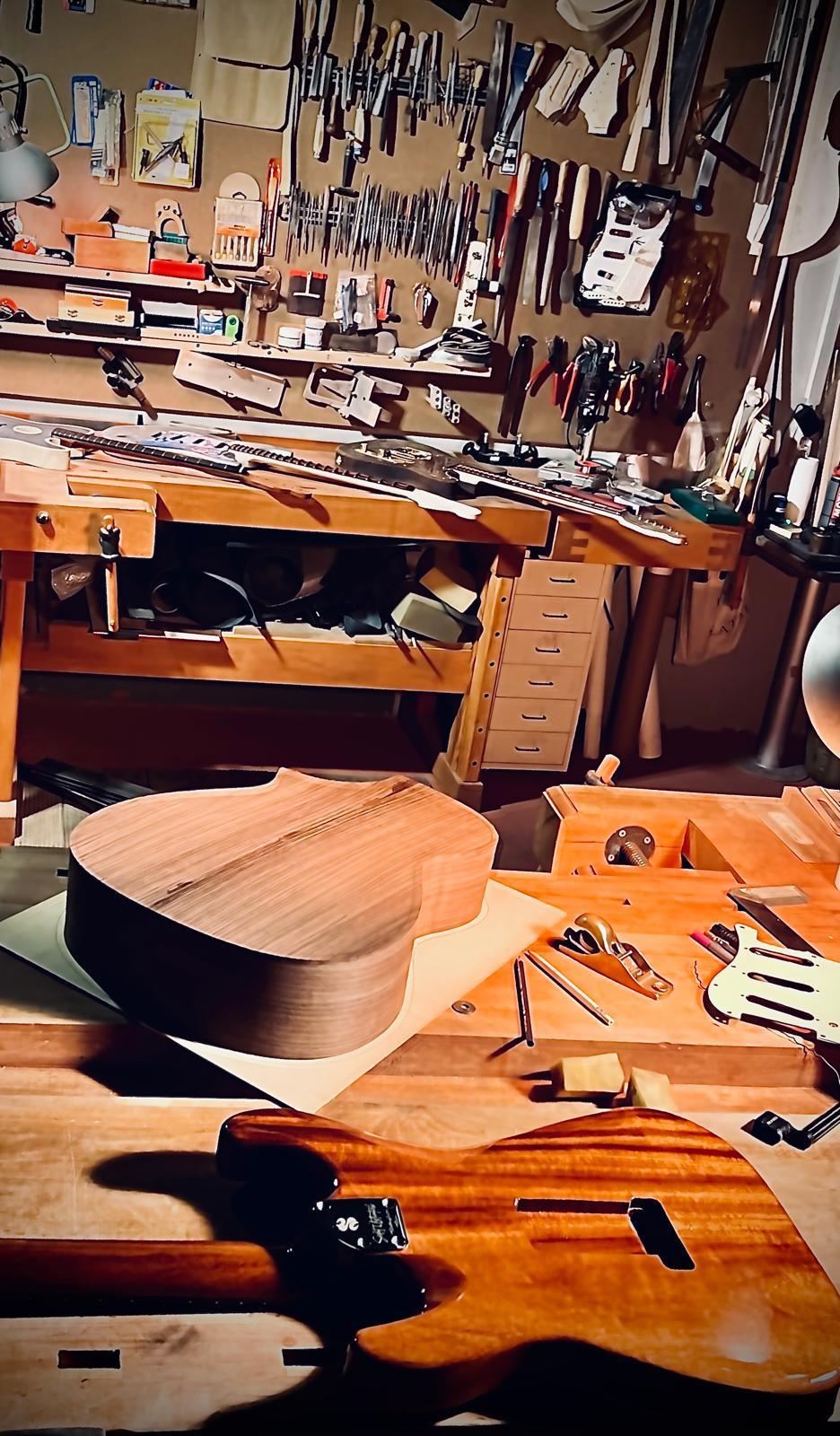 El Yapımı Gitarlar