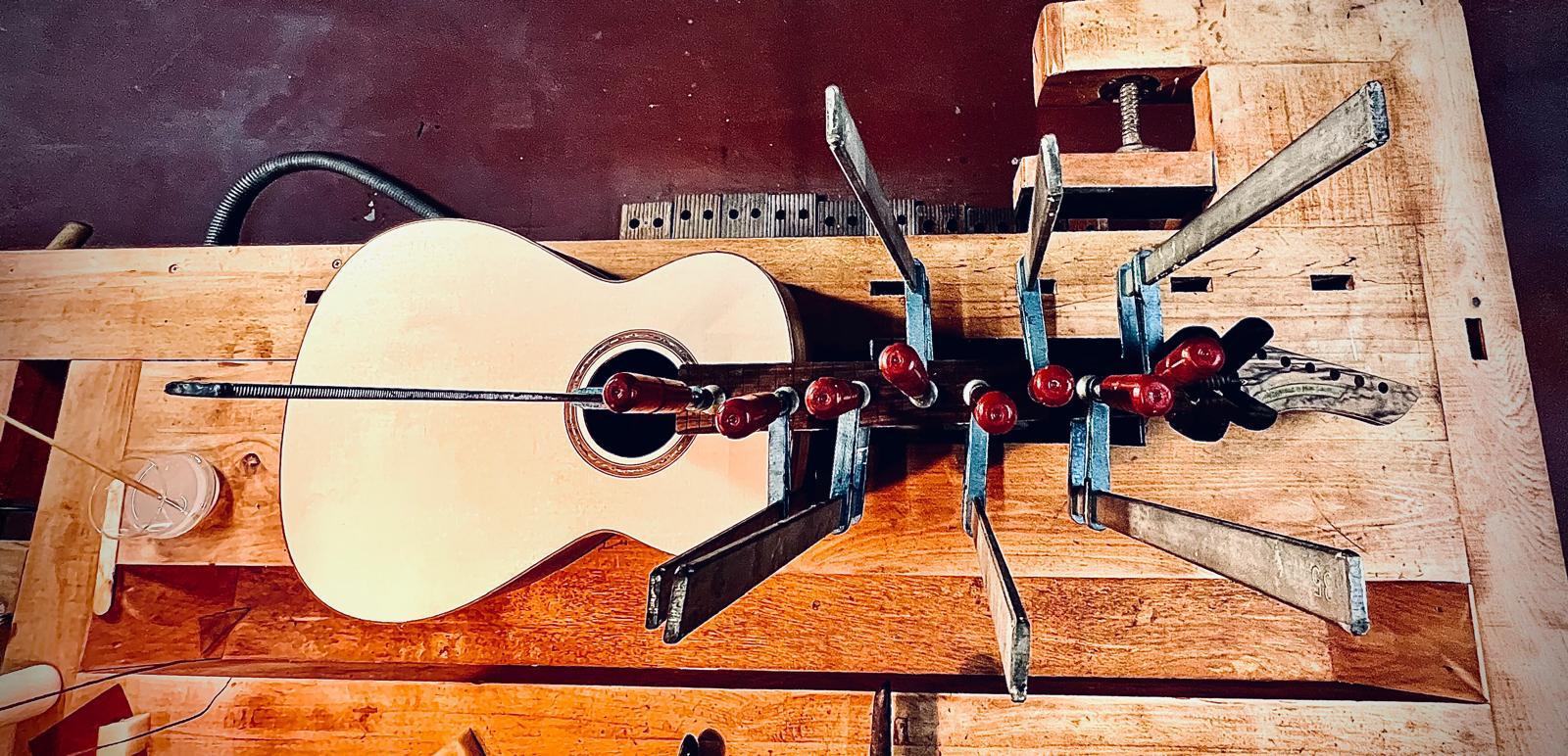 El Yapımı Gitarlar