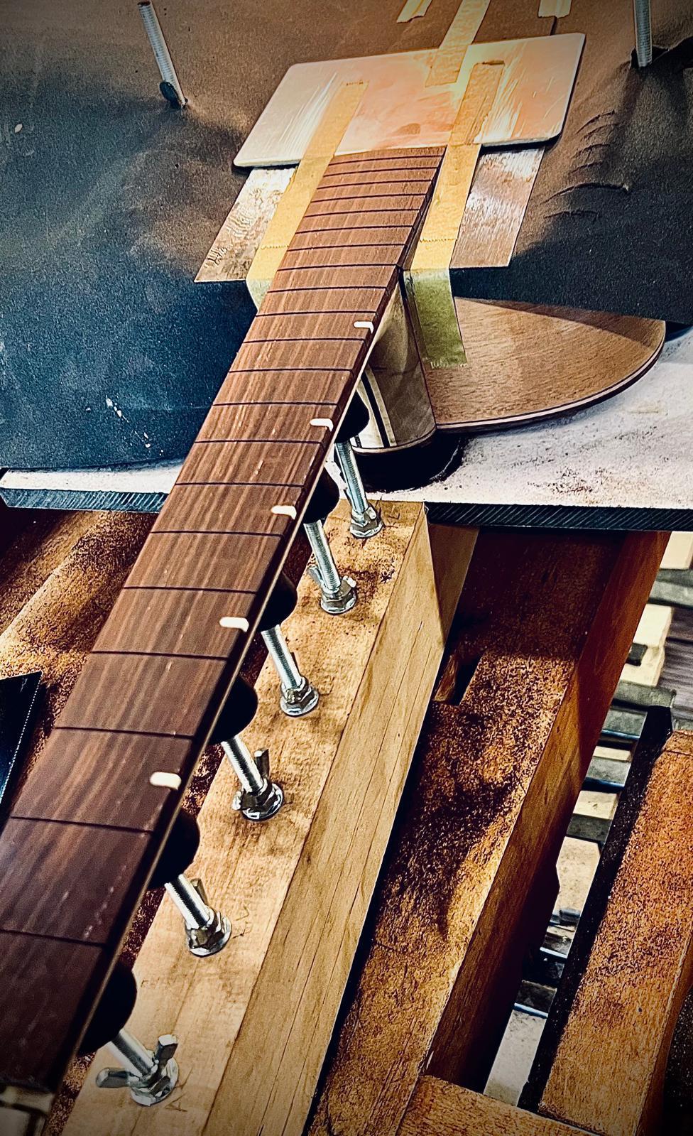 El Yapımı Gitarlar