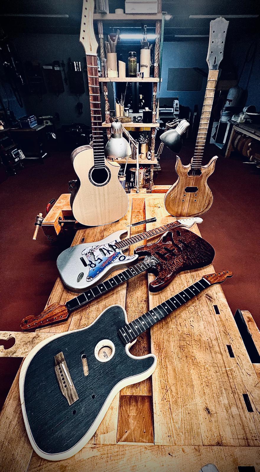 El Yapımı Gitarlar